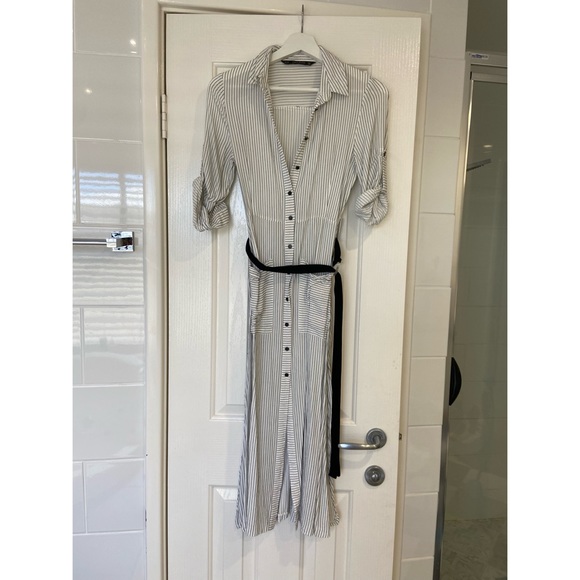 Zara button up dress size XS - Picture 3 of 4